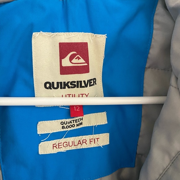 Girls aged 12, Quicksilver utility ski jacket. - Picture 3 of 3